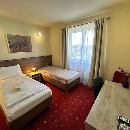 הבליצ'קוב ברוד Hotel Brixen מראה חיצוני תמונה