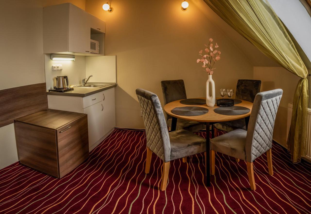 הבליצ'קוב ברוד Hotel Brixen מראה חיצוני תמונה