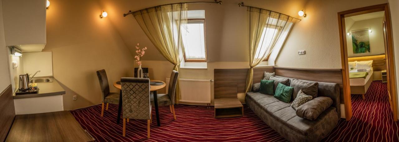 הבליצ'קוב ברוד Hotel Brixen מראה חיצוני תמונה