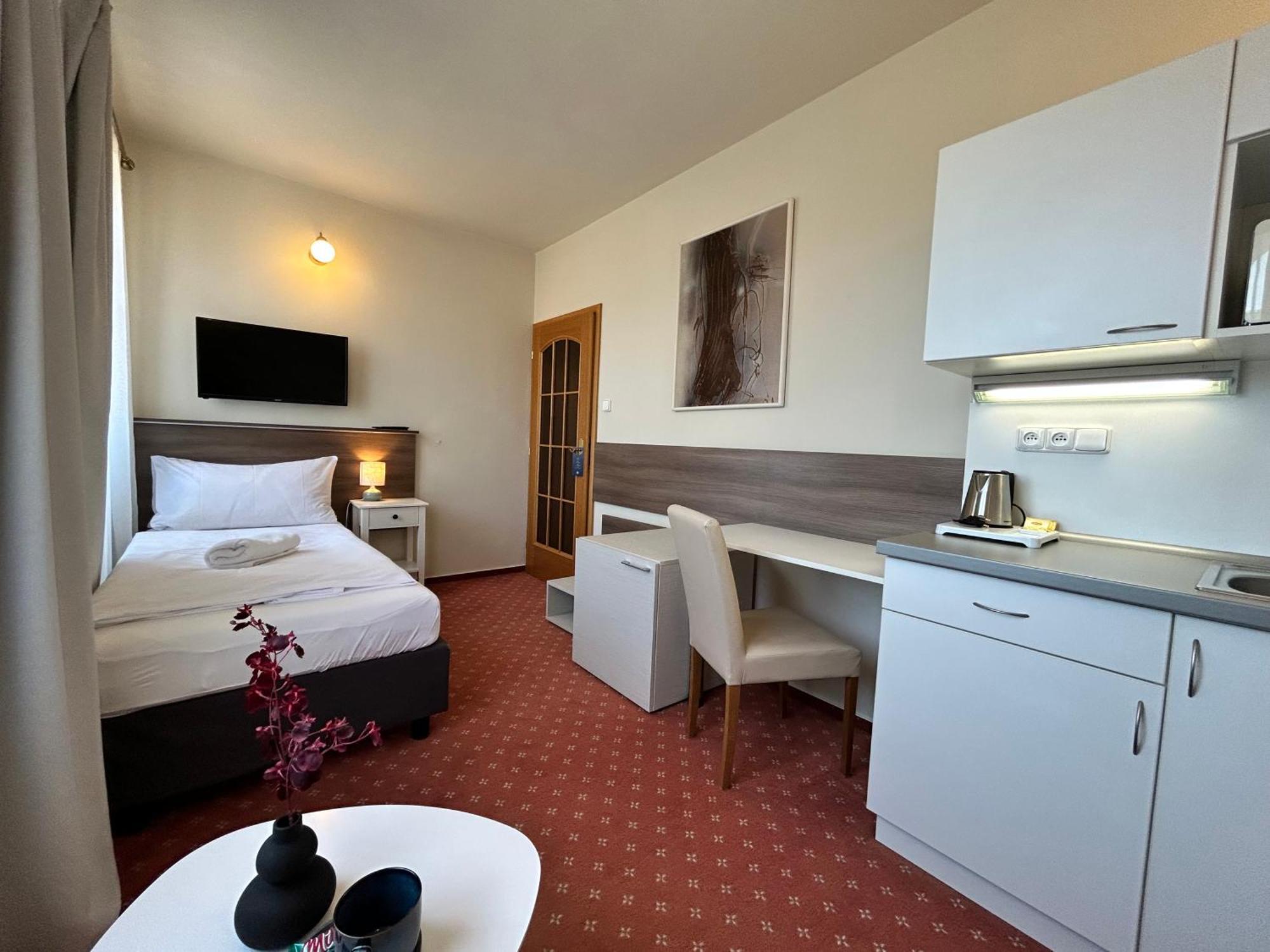 הבליצ'קוב ברוד Hotel Brixen מראה חיצוני תמונה